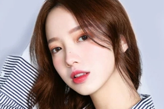 轻颜相机闪光灯在哪 轻颜相机打开闪光灯方法