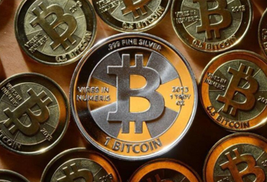 币安和火币哪个交易所更好？币安和火币哪个适合国内新手？