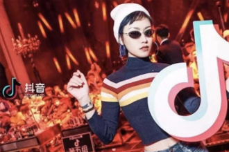 抖音连续换装视频怎么弄 抖音连续换装教程