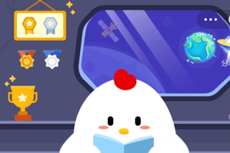 揉压眼睛时，有时眼前会出现光斑或奇怪的图案，这是因为？