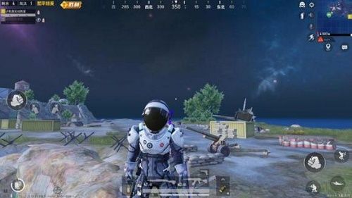 和平精英宇航服怎么卡bug 和平精英宇航服皮肤卡