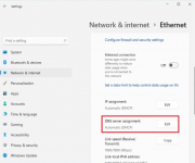 Win11如何启用DNS over HTTPS功能？