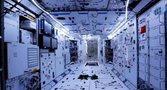 航天员太空生活大揭秘 航天员的饮食起居