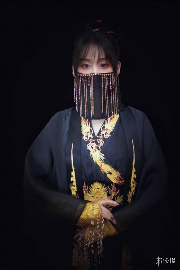 等什么君是谁 等什么君露脸