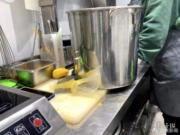 益禾堂被曝使用过期发霉食材 益禾堂员工称喝的药不死就行